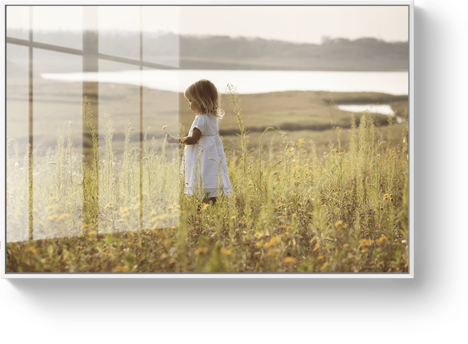 Photo sur plexiglas avec cadre blanc